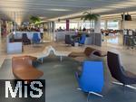 23.07.2025,  Beliebtes Reiseziel der Deutschen, Mallorca. Airport Palma de Mallorca, gemtliche Sofas und Sessel am Abfluggate zur Erholung, 