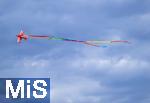 06.07.2025, Bad Wrishofen im Unterallgu, 60 Jahre Jubilumsflugtag des Modellflugplatz MFC-Bad Wrishofen,   Fuchsjagd mit zwei Modellen bei dem es darum geht, einem Modellflugzeug in der Luft, dem Fuchs ein 10 m langes buntes Band abzuschneiden.