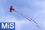 06.07.2025, Bad Wrishofen im Unterallgu, 60 Jahre Jubilumsflugtag des Modellflugplatz MFC-Bad Wrishofen,   Fuchsjagd mit zwei Modellen bei dem es darum geht, einem Modellflugzeug in der Luft, dem Fuchs ein 10 m langes buntes Band abzuschneiden.