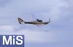 06.07.2025, Bad Wrishofen im Unterallgu, 60 Jahre Jubilumsflugtag des Modellflugplatz MFC-Bad Wrishofen, Auch Manntragende Flugzeuge bereichern die Show, Aerospool WT9 Dynamic, D-MHWR, einmotoriges zweisitziges 3-achsgesteuertes Ultraleichtflugzeug.  