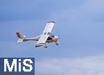 06.07.2025, Bad Wrishofen im Unterallgu, 60 Jahre Jubilumsflugtag des Modellflugplatz MFC-Bad Wrishofen, Auch Manntragende Flugzeuge bereichern die Show,  Flight Design CTSW, Dreiachsgesteuertes Ultraleichtflugzeug, D-MSGD, vom Flughafen Tannheim Memmingen, 