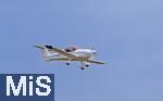 06.07.2025, Bad Wrishofen im Unterallgu, 60 Jahre Jubilumsflugtag des Modellflugplatz MFC-Bad Wrishofen, Auch Manntragende Flugzeuge bereichern die Show, Ultraleichtflugzeug.  Dyn Aero MCR-01 Sportster, F-PMDC, SE-Aviation MCR ist ein Kleinflugzeug  
