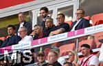 07.08.2025, Fussball Bundesliga 2025/2026, Freundschaftsspiel, Telekom-Cup, FC Bayern Mnchen - Tottenham Hotspur, in der Allianz-Arena Mnchen, v.l. Michael Ballack,x,  Prsident Herbert Hainer (FC Bayern), Finazvorstand Dr. Michael Diederich (Bayern Mnchen), Sportvorstand Max Eberl (Bayern Mnchen) , Vorstandsvorsitzender Jan-Christian Dreesen (FC Bayern Mnchen) 