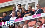 07.08.2025, Fussball Bundesliga 2025/2026, Freundschaftsspiel, Telekom-Cup, FC Bayern Mnchen - Tottenham Hotspur, in der Allianz-Arena Mnchen, v.l. Karl Hopfner (Deutschland), Michael Ballack (Deutschland), x, Prsident Herbert Hainer (FC Bayern), Finanzvorstand Dr. Michael Diederich (Bayern Mnchen), Sportvorstand Max Eberl (Bayern Mnchen) und Vorstandsvorsitzender Jan-Christian Dreesen (FC Bayern Mnchen) 