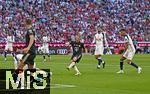 07.08.2025, Fussball Bundesliga 2025/2026, Freundschaftsspiel, Telekom-Cup, FC Bayern Mnchen - Tottenham Hotspur, in der Allianz-Arena Mnchen, Konrad Laimer (FC Bayern Mnchen) zieht ab,