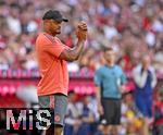 07.08.2025, Fussball Bundesliga 2025/2026, Freundschaftsspiel, Telekom-Cup, FC Bayern Mnchen - Tottenham Hotspur, in der Allianz-Arena Mnchen, Trainer Vincent Kompany (FC Bayern Mnchen) ist zufrieden