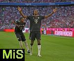 07.08.2025, Fussball Bundesliga 2025/2026, Freundschaftsspiel, Telekom-Cup, FC Bayern Mnchen - Tottenham Hotspur, in der Allianz-Arena Mnchen, Wisdom Mike (li, FC Bayern Mnchen) und Jonah Kusi-Asare (re, Bayern Mnchen) jubeln