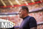 07.08.2025, Fussball Bundesliga 2025/2026, Freundschaftsspiel, Telekom-Cup, FC Bayern Mnchen - Tottenham Hotspur, in der Allianz-Arena Mnchen, Sportvorstand Max Eberl (Bayern Mnchen) nachdenklich 