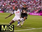 07.08.2025, Fussball Bundesliga 2025/2026, Freundschaftsspiel, Telekom-Cup, FC Bayern Mnchen - Tottenham Hotspur, in der Allianz-Arena Mnchen, v.li: Wilson Odobert (Tottenham Hotspur) gegen Luis Diaz (FC Bayern Mnchen) 