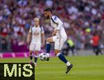 07.08.2025, Fussball Bundesliga 2025/2026, Freundschaftsspiel, Telekom-Cup, FC Bayern Mnchen - Tottenham Hotspur, in der Allianz-Arena Mnchen, Rodrigo Bentancur (Tottenham Hotspur) am Ball 