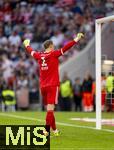 07.08.2025, Fussball Bundesliga 2025/2026, Freundschaftsspiel, Telekom-Cup, FC Bayern Mnchen - Tottenham Hotspur, in der Allianz-Arena Mnchen, Torwart Manuel Neuer (FC Bayern Mnchen) jubelt 