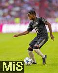07.08.2025, Fussball Bundesliga 2025/2026, Freundschaftsspiel, Telekom-Cup, FC Bayern Mnchen - Tottenham Hotspur, in der Allianz-Arena Mnchen, Wisdom Mike (FC Bayern Mnchen) am Ball 