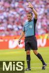 07.08.2025, Fussball Bundesliga 2025/2026, Freundschaftsspiel, Telekom-Cup, FC Bayern Mnchen - Tottenham Hotspur, in der Allianz-Arena Mnchen, Schiedsrichter Robert Hartmann