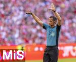 07.08.2025, Fussball Bundesliga 2025/2026, Freundschaftsspiel, Telekom-Cup, FC Bayern Mnchen - Tottenham Hotspur, in der Allianz-Arena Mnchen, Schiedsrichter Robert Hartmann