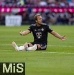 07.08.2025, Fussball Bundesliga 2025/2026, Freundschaftsspiel, Telekom-Cup, FC Bayern Mnchen - Tottenham Hotspur, in der Allianz-Arena Mnchen, Harry Kane (FC Bayern Mnchen) am Boden 