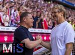 07.08.2025, Fussball Bundesliga 2025/2026, Freundschaftsspiel, Telekom-Cup, FC Bayern Mnchen - Tottenham Hotspur, in der Allianz-Arena Mnchen, v.li: Sportvorstand Max Eberl (Bayern Mnchen) shakehands mit Pressesprecher Dieter Nickles (FC Bayern)