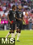 07.08.2025, Fussball Bundesliga 2025/2026, Freundschaftsspiel, Telekom-Cup, FC Bayern Mnchen - Tottenham Hotspur, in der Allianz-Arena Mnchen, v.li: Jonah Kusi-Asare (Bayern Mnchen), Jonathan Tah (FC Bayern Mnchen) 
