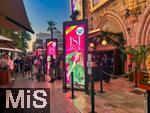 11.08.2025,  Beliebtes Reiseziel der Deutschen, Spanien, Insel Mallorca. Hier  Am berchtigten Feier-Hotspot Ballermann in El Arenal liegt die Vergngungsmeile Schinkenstrasse mit dem Kult-Lokal Megapark, Malle-Sngerin Isi Glck tritt heute auf.