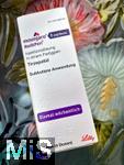 12.08.2025, Arzneimittel Abnehmspritze zur Behandlung von Adipositas bergewicht. 5mg Dosis Tirzepadid (Subkutane Anwendung). Tirzepatid, bekannt unter dem Markennamen Mounjaro, ist ein Medikament, das zur Behandlung von Typ-2-Diabetes und auch zur Gewichtsreduktion bei Adipositas eingesetzt wird. Es ist in Deutschland zugelassen und wird als Injektion verabreicht. 
