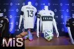 14.08.2025, Fussball Major League Soccer (MLS) 2025/2026 Kanada, Neuzugang aus Deutschland bei den Vancouver Whitecaps FC, Thomas Mller vom FC Bayern Mnchen wird bei einer Pressekonferenz offiziell vorgestellt. Mllers neues Trikot mit der Nr.13 wird nebenan ausgestellt,
