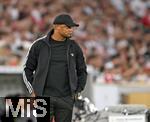 16.08.2025, Fussball Bundesliga 2025/2026, Franz-Beckenbauer-Supercup, VfB Stuttgart - FC Bayern Mnchen, in der MHP-Arena (Stuttgart). Trainer Vincent Kompany (FC Bayern Mnchen) nachdenklich