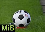 16.08.2025, Fussball Bundesliga 2025/2026, Franz-Beckenbauer-Supercup, VfB Stuttgart - FC Bayern Mnchen, in der MHP-Arena (Stuttgart). Derby der Spielball.
