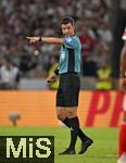 16.08.2025, Fussball Bundesliga 2025/2026, Franz-Beckenbauer-Supercup, VfB Stuttgart - FC Bayern Mnchen, in der MHP-Arena (Stuttgart). Schiedsrichter Harm Osmers (Deutschland).