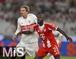 16.08.2025, Fussball Bundesliga 2025/2026, Franz-Beckenbauer-Supercup, VfB Stuttgart - FC Bayern Mnchen, in der MHP-Arena (Stuttgart). v.l. Nick Woltemade (Stuttgart) gegen Dayot Upamecano (FC Bayern Mnchen) 