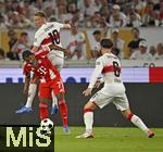 16.08.2025, Fussball Bundesliga 2025/2026, Franz-Beckenbauer-Supercup, VfB Stuttgart - FC Bayern Mnchen, in der MHP-Arena (Stuttgart). v.l. Serge Gnabry (FC Bayern Mnchen), Chris Fhrich (Stuttgart) und Angelo Stiller (Stuttgart) 