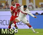 16.08.2025, Fussball Bundesliga 2025/2026, Franz-Beckenbauer-Supercup, VfB Stuttgart - FC Bayern Mnchen, in der MHP-Arena (Stuttgart). v.l. Jonathan Tah (FC Bayern Mnchen) gegen Deniz Undav (Stuttgart) 
