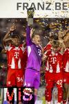 16.08.2025, Fussball Bundesliga 2025/2026, Franz-Beckenbauer-Supercup, VfB Stuttgart - FC Bayern Mnchen, in der MHP-Arena (Stuttgart). Siegerehrung nach dem Spiel, Torwart Manuel Neuer (FC Bayern Mnchen), Lennart Karl (FC Bayern Mnchen), Wisdom Mike (FC Bayern Mnchen), 