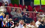 16.08.2025, Fussball Bundesliga 2025/2026, Franz-Beckenbauer-Supercup, VfB Stuttgart - FC Bayern Mnchen, in der MHP-Arena (Stuttgart). Ex-Bundestrainer Joachim Jogi Lw auf der Tribne mit seiner Ehefrau Daniela Lw.