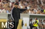 16.08.2025, Fussball Bundesliga 2025/2026, Franz-Beckenbauer-Supercup, VfB Stuttgart - FC Bayern Mnchen, in der MHP-Arena (Stuttgart). Trainer Vincent Kompany (FC Bayern Mnchen) am Spielfeldrand 