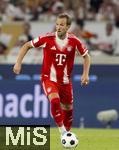 16.08.2025, Fussball Bundesliga 2025/2026, Franz-Beckenbauer-Supercup, VfB Stuttgart - FC Bayern Mnchen, in der MHP-Arena (Stuttgart). Harry Kane (FC Bayern Mnchen) am Ball 