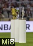 16.08.2025, Fussball Bundesliga 2025/2026, Franz-Beckenbauer-Supercup, VfB Stuttgart - FC Bayern Mnchen, in der MHP-Arena (Stuttgart). Trophen aufgebahrt: DFB-Pokal, die Meisterschale, der Supercup-Pokal.