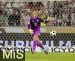 16.08.2025, Fussball Bundesliga 2025/2026, Franz-Beckenbauer-Supercup, VfB Stuttgart - FC Bayern Mnchen, in der MHP-Arena (Stuttgart). Torwart Manuel Neuer (FC Bayern Mnchen) 