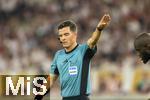 16.08.2025, Fussball Bundesliga 2025/2026, Franz-Beckenbauer-Supercup, VfB Stuttgart - FC Bayern Mnchen, in der MHP-Arena (Stuttgart). Schiedsrichter Harm Osmers 