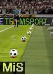 16.08.2025, Fussball Bundesliga 2025/2026, Franz-Beckenbauer-Supercup, VfB Stuttgart - FC Bayern Mnchen, in der MHP-Arena (Stuttgart). Der Spielball, (Spielblle) liegt auf einem Htchen bereit am Spielfeldrand. Exclusive Editiion von Derbystar fr den Supercup 2025. Im Retro-Design. Offizieller Spielball des Franz-Beckenbauer-Supercup 2025, Limitiert auf 250 Exemplare. Handgenht. 