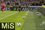 16.08.2025, Fussball Bundesliga 2025/2026, Franz-Beckenbauer-Supercup, VfB Stuttgart - FC Bayern Mnchen, in der MHP-Arena (Stuttgart). Der Spielball, (Spielblle) liegt auf einem Htchen bereit am Spielfeldrand. Exclusive Editiion von Derbystar fr den Supercup 2025. Im Retro-Design. Offizieller Spielball des Franz-Beckenbauer-Supercup 2025, Limitiert auf 250 Exemplare. Handgenht. 