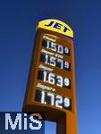 20.08.2025,  Pforzen in Bayern (Unterallgu), Aktuelle Spritpreisanzeige an einer JET-Tankstelle, zum 1. Januar 2025 erhhten sich die staatliche CO2-Abgabe von 45 auf 55 Euro je Tonne, bisher sind die teuerungen nicht an der Zapfsule angekommen, seit Januar 2025 ist der Liter Diesel ca. 10 Cent billiger zu haben.