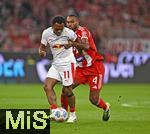 22.08.2025, Fussball Bundesliga 2025/2026, 1.Spieltag, FC Bayern Mnchen - RB Leipzig, in der Allianz-Arena Mnchen, v.l. Lois Openda (RB Leipzig) gegen Jonathan Tah (FC Bayern Mnchen) 


