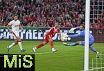 22.08.2025, Fussball Bundesliga 2025/2026, 1.Spieltag, FC Bayern Mnchen - RB Leipzig, in der Allianz-Arena Mnchen, 
Harry Kane (FC Bayern Mnchen) trifft zum 6:0

