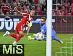 22.08.2025, Fussball Bundesliga 2025/2026, 1.Spieltag, FC Bayern Mnchen - RB Leipzig, in der Allianz-Arena Mnchen, 
Harry Kane (FC Bayern Mnchen) trifft zum 6:0

