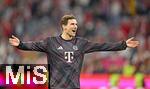 22.08.2025, Fussball Bundesliga 2025/2026, 1.Spieltag, FC Bayern Mnchen - RB Leipzig, in der Allianz-Arena Mnchen, Leon Goretzka (FC Bayern Mnchen) jubelt zum Schluss.


