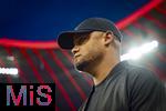 22.08.2025, Fussball Bundesliga 2025/2026, 1.Spieltag, FC Bayern Mnchen - RB Leipzig, in der Allianz-Arena Mnchen, Trainer Vincent Kompany (FC Bayern Mnchen) nachdenklich 

