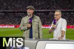 22.08.2025, Fussball Bundesliga 2025/2026, 1.Spieltag, FC Bayern Mnchen - RB Leipzig, in der Allianz-Arena Mnchen, Experte und Moderator am Spielfeldrand fr den Sender Sat1 ran: Markus Babbel und Matthias Opdenhvel am Mikrofon.