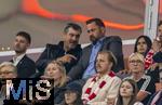 22.08.2025, Fussball Bundesliga 2025/2026, 1.Spieltag, FC Bayern Mnchen - RB Leipzig, in der Allianz-Arena Mnchen, Ehrentribne, Bayerischer Ministerprsident Markus Sder (CDU, Deutschland), Noel Beckenbauer, Heidi Beckenbauer,  
 