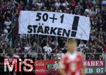 30.08.2025, Fussball 1. Bundesliga 2025/2026, 2.Spieltag, FC Augsburg - FC Bayern Mnchen, in der WWK-Arena Augsburg. 50+1 strken.
 

