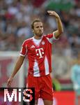 30.08.2025, Fussball 1. Bundesliga 2025/2026, 2.Spieltag, FC Augsburg - FC Bayern Mnchen, in der WWK-Arena Augsburg. Harry Kane (FC Bayern Mnchen) gestikuliert,
 


