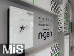03.09.2025, Bled, Slowenien,  Autarke Stromversorgung durch Stromspeicher von TESLA, eine Tesla Powerwall ist ein AC-gekoppelter Stromspeicher fr Photovoltaik-Anlagen. Ausgestellt bei der Firma n-gen in Zirovnica (Slowenien)
